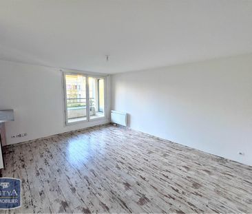 Location Appartement 3 pièces 63m² LILLE 59000 - Photo 5