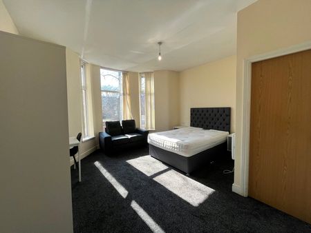 Wilbraham Court One, Fallowfield, Manchester, M14 6JY - Photo 3