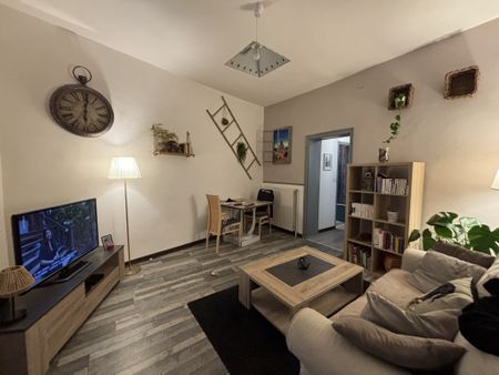 Location Appartement 2 pièces 43m² MONTIGNY LES METZ 57950 - Photo 2
