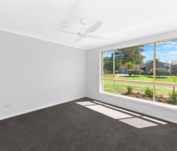 27 Grassmere Way, Port Macquarie NSW 2444 - House For Rent | Domain - Photo 2
