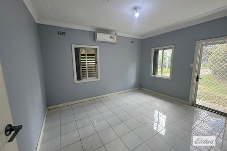 51 Hinkler Avenue - Photo 3