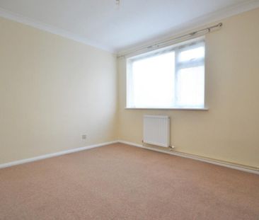 2 bedroom bungalow to rent - Photo 1