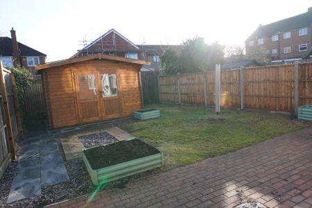 Leedon Furlong - Photo 2