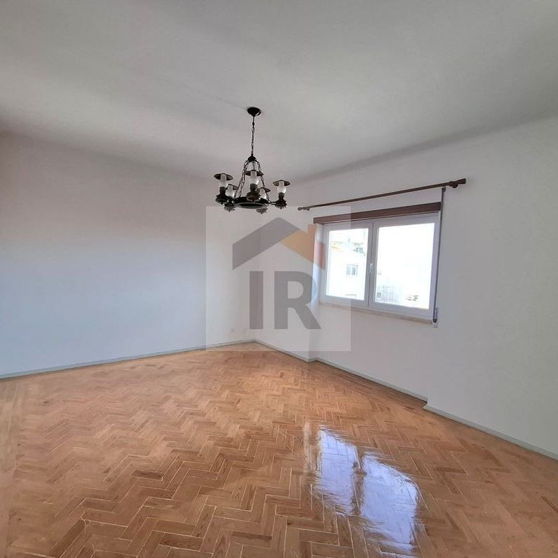 Caldas da Rainha, Leiria - Photo 1