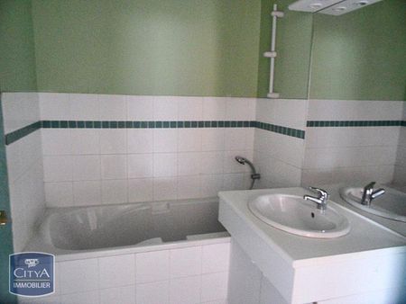Location Appartement 3 pièces 72m² LAMBERSART 59130 - Photo 3