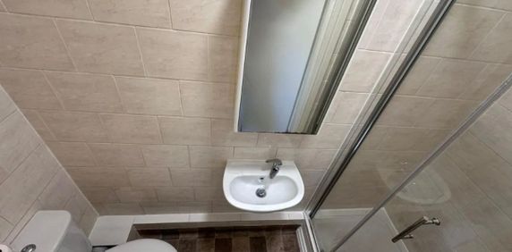 Studio Flat, Lordship Lane, SE22 - Photo 2