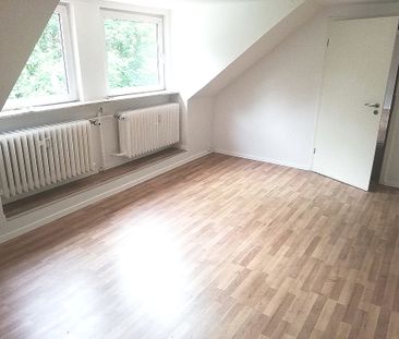 Hinein in die gute Stube. 3 Zimmer Dachgeschoss - Foto 3