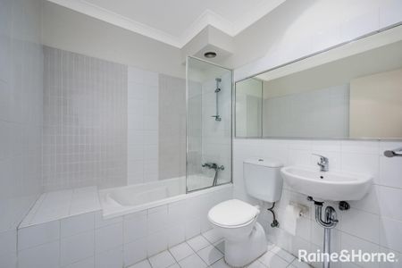 316/5-13 Garners Avenue, Marrickville, NSW 2204 - Photo 4