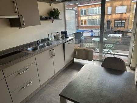 Appartement te huur - Photo 3