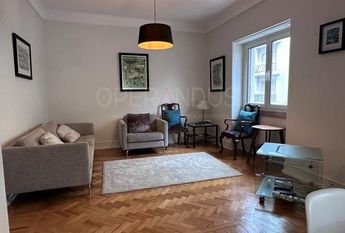Apartamento T5 em Lisboa
