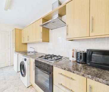 4 bedroom house to rent - Photo 4