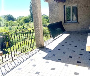 Location Appartement 4 pièces 98m² - Photo 4