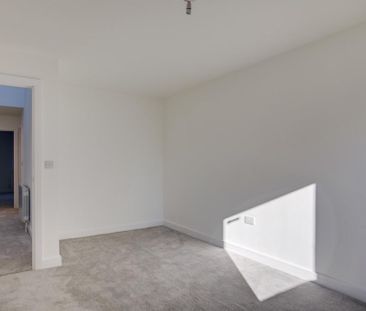 5 bedroom detached house to rent - Photo 5