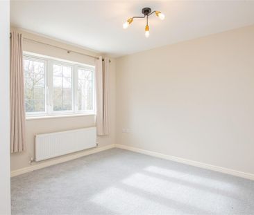 4 bed House - Detached To Let - Photo 6