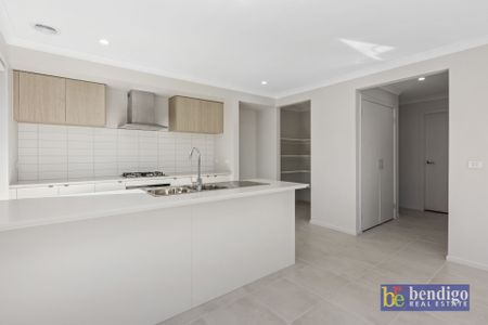 Modern Family Living in Huntly - Photo 3