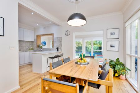 10 Mooltan Street, Travancore - Photo 4