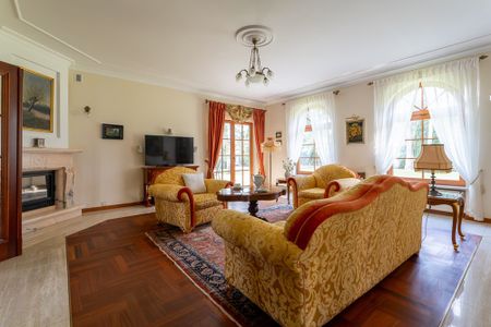 ELEGANT RESIDENCE FOR RENT IN ŁOMIANKI - Photo 4