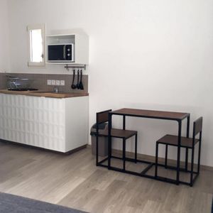 Location Appartement 1 pièce 18m² LIBOURNE 33500 - Photo 2