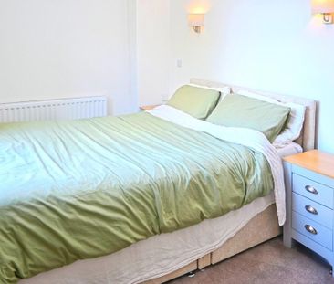 2 bedroom semi-detached house to rent - Photo 4