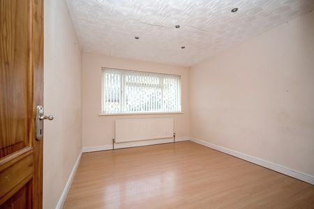 5 bedroom semi-detached to rent Henderson Way, Bedford, MK42 8NP - Photo 4
