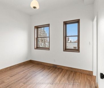 663 Greenwood Avenue apartment — Toronto, ON (3-Bedroom) - 3 Bedroom - Photo 1