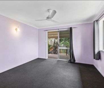 Clean tidy and large space rooming house for rent in Norman Gardens - Photo 5