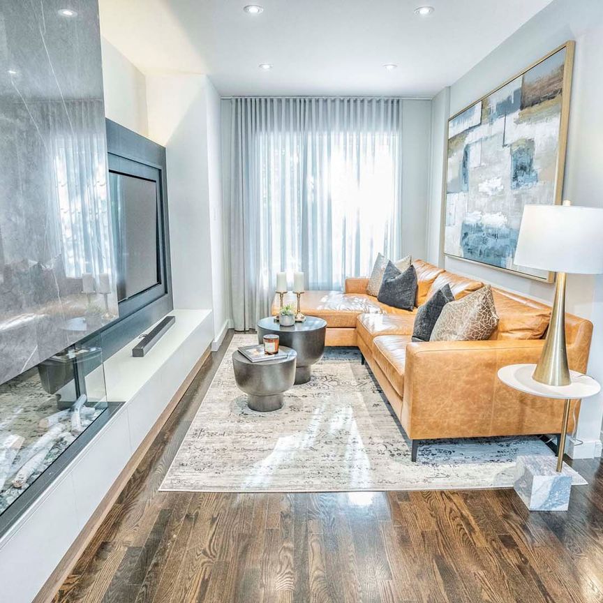 For Lease - 49 Leslie Street, Toronto, Ontario - Photo 1