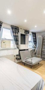 Studio to rent - Photo 3