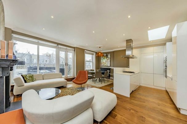 Nevern Square, SW5, London - Photo 1