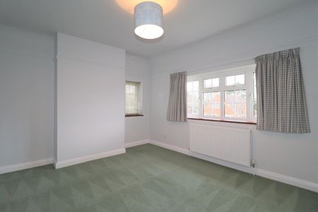 Edwin Road, West Horsley - Photo 3