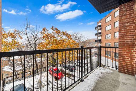 3635 avenue Ridgewood-Bright Spacious 2-Bedroom Apartment! - Photo 5