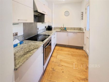 Studio to rent - Photo 4