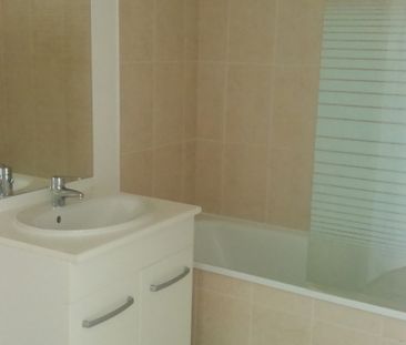 Location Appartement 2 pièces 48m² ORLEANS 45000 - Photo 3
