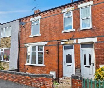 3 bedroom terraced house to rent - Photo 3