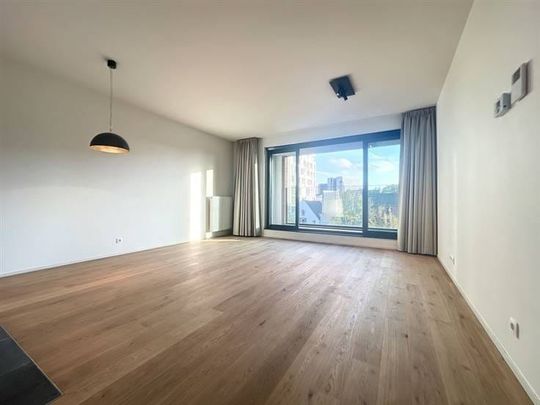 Appartement te huur - Photo 1