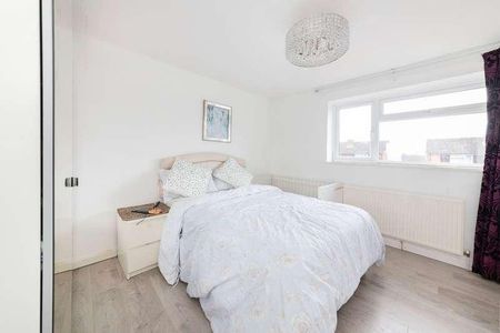 Parsons Mead, Abingdon, OX14 - Photo 3