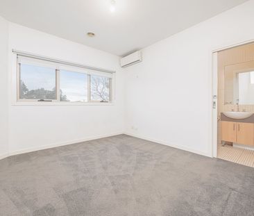 2/50 Burns Street, Maidstone VIC 3012 - Photo 1