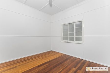 27b Hugh Street, West End QLD 4810 - House For Rent | Domain - Photo 2