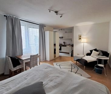 Freundliche, gemütliche Single -1 Raum Wohnung mit offener Küche un... - Photo 1