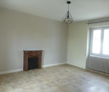 Pour visiter, appeler le 02.23.55.91.17 ERBREE. Cette maison de bou... - Photo 1
