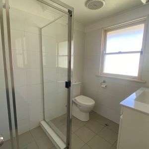 Tidy Studio Apartment - Photo 2