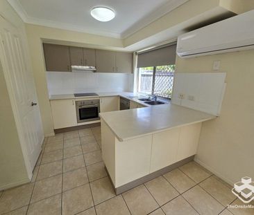 Great Location & Great Layout - Photo 5