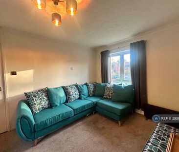 1 bedroom in a house share to rent - Photo 4
