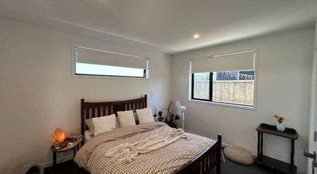 Bronze Delight - Photo 2