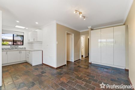 8 Glengarry Street, Parkwood WA 6147 - Photo 5