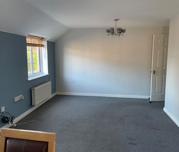 2 Bed Flat, Ironstone Drive, LS12 - Photo 1