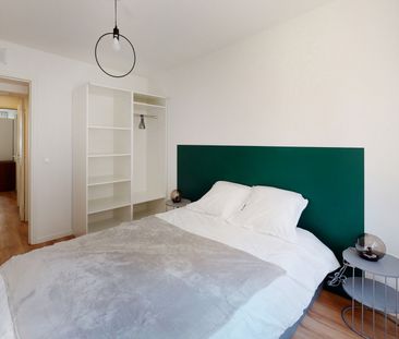 Colocation - Très beau T5 meublé de 77 m² quartier Saint-Pierre - Photo 2