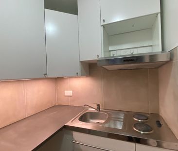 Location Appartement 2 pièces 33m² - Photo 4