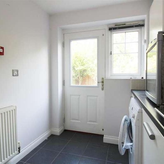 Pascal Crescent, Shinfield, Reading, RG2 - Photo 1