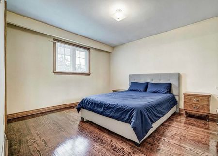 For Lease - 12 Kingsview Boulevard, Toronto, Ontario - Photo 3